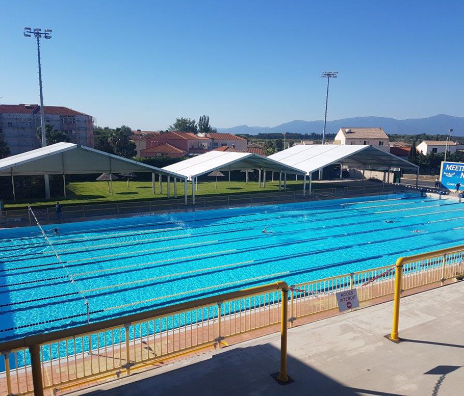 Location de tentes pour un évènement sportif dans les Pyrénées Orientales : meeting de Natation à Canet en Roussillon 